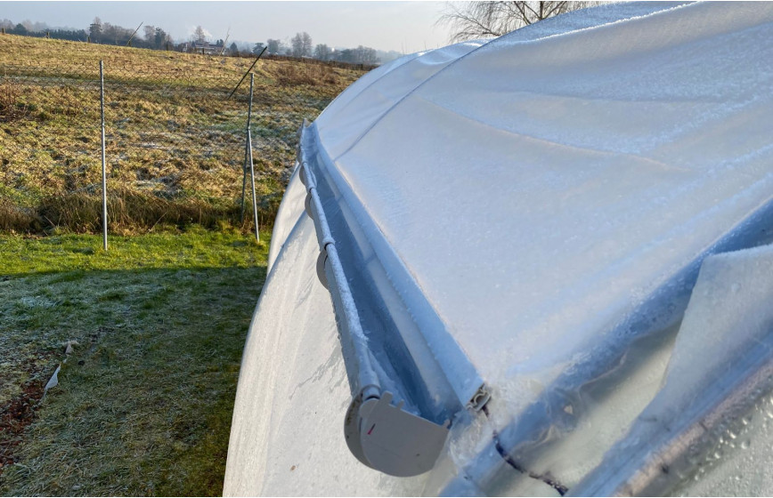Récupérateur pluie pour serre, largeur 3 à 4 m - long. 4,5 m Récupérateur pluie pour serre, largeur 3 à 4 m - long. 4,5 m