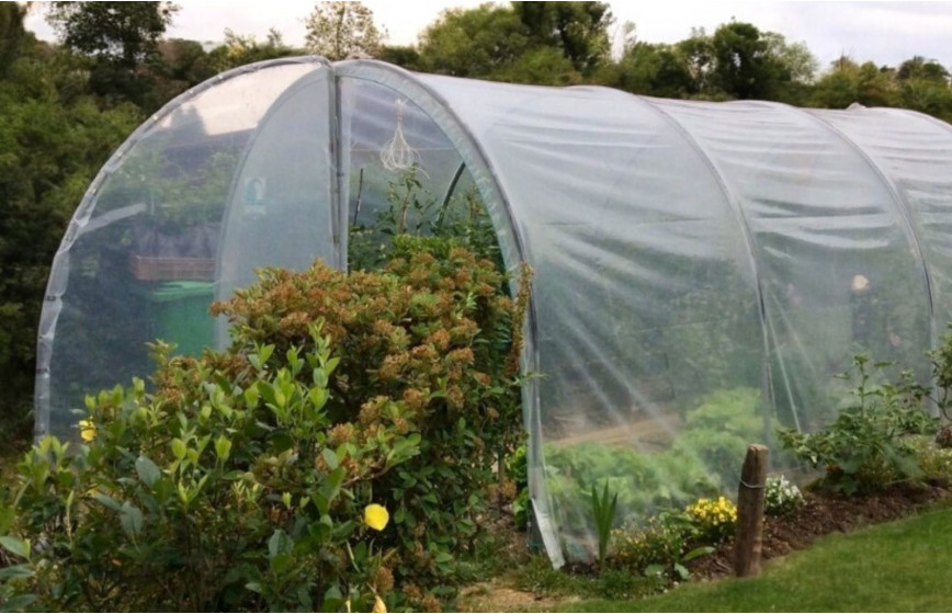 Serre Essentielle 3m00 x 9m00